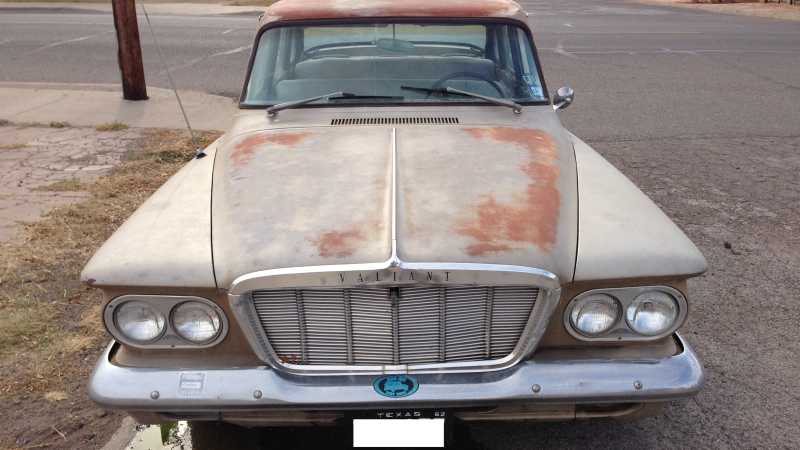 Illustration for article titled This '62 Plymouth Makes A Valiant Effort At Being Original